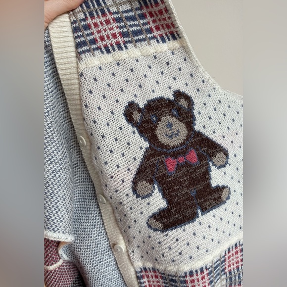 90’s vintage teddy bear knit sweater vest/ large - Picture 11 of 13